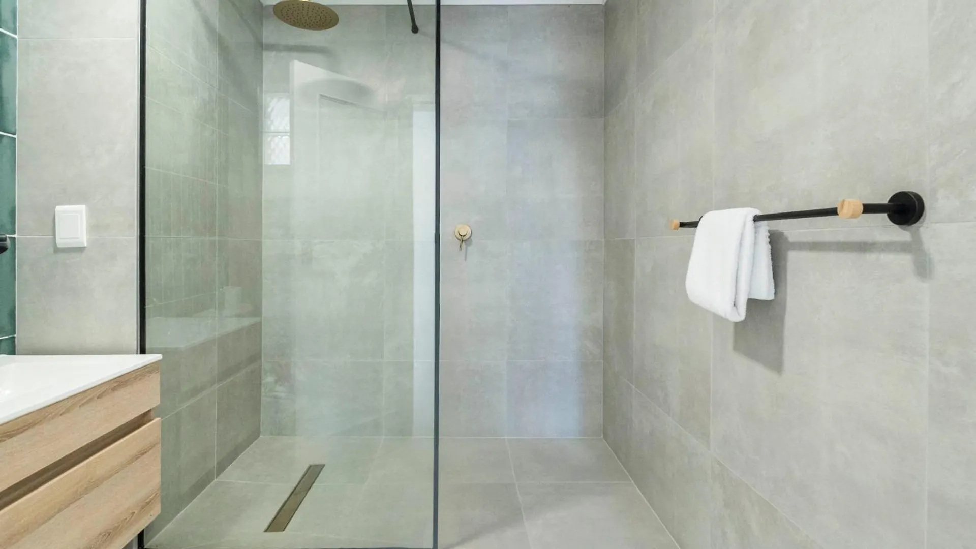 Bright Modern 2Bed1 Central Apartment With Pool Cape Town South Africa